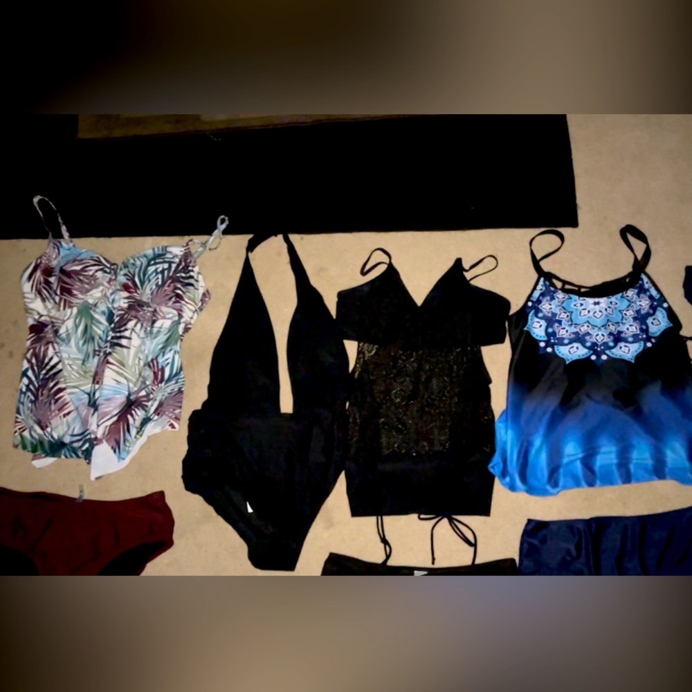 Bathing suit lot assortment brands women’s large, also 14 various sizes